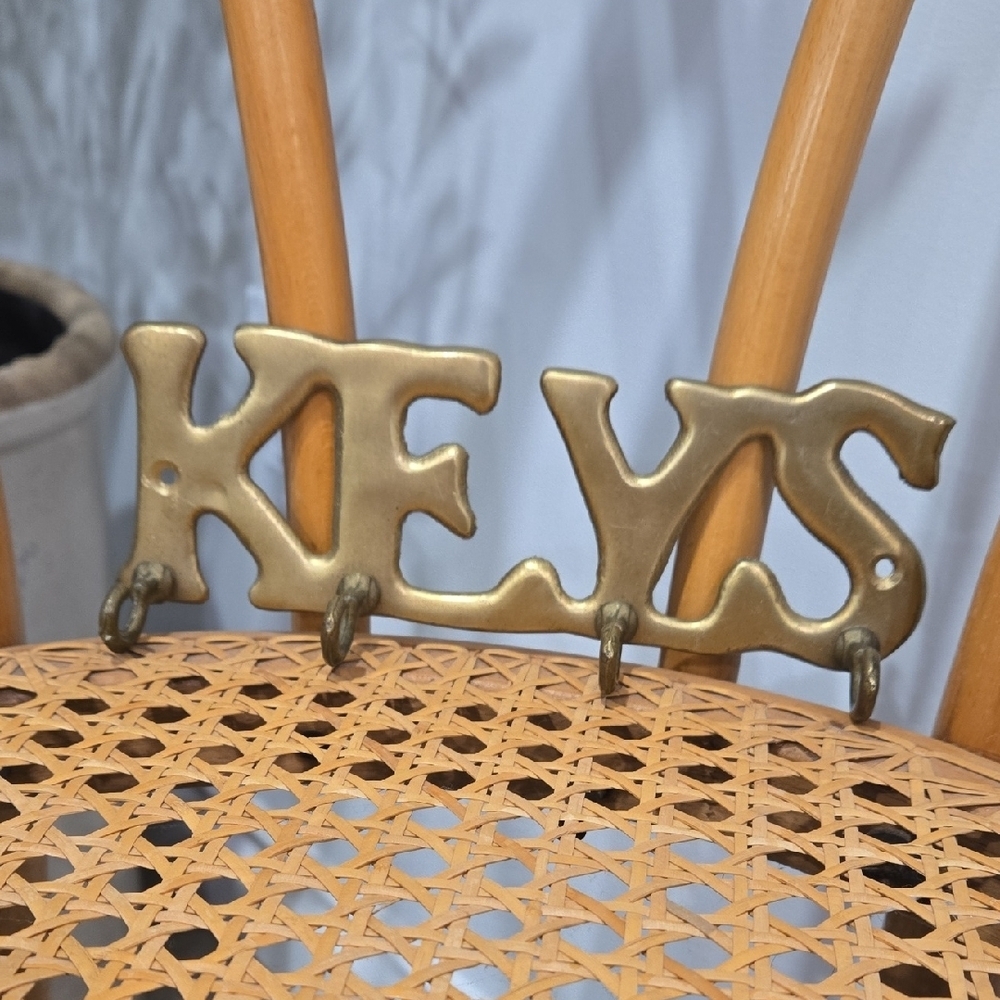 Vintage/Retro Solid Brass Key Holder Wall Decor